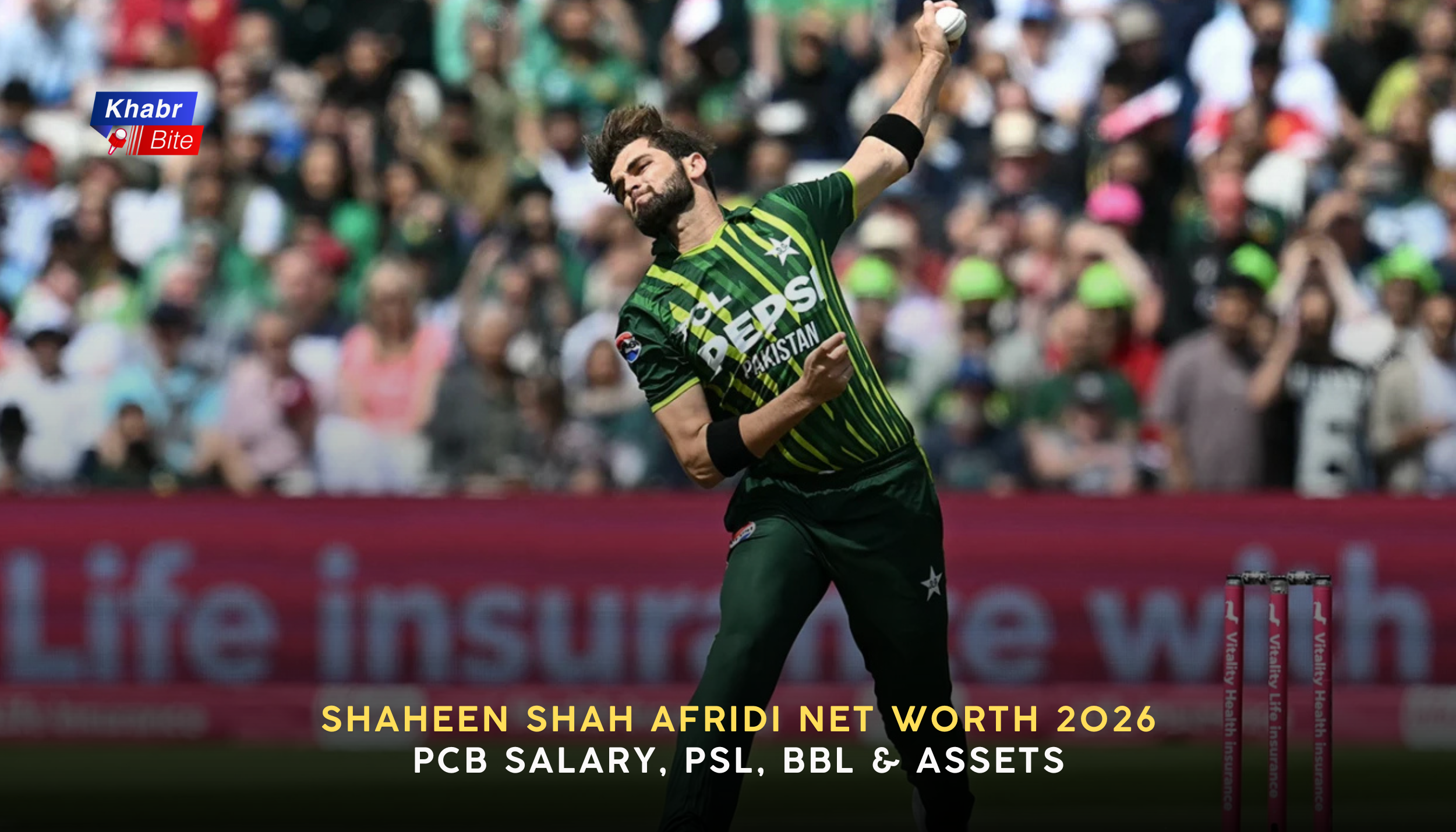 Shaheen Shah Afridi bowling for Pakistan during an international match